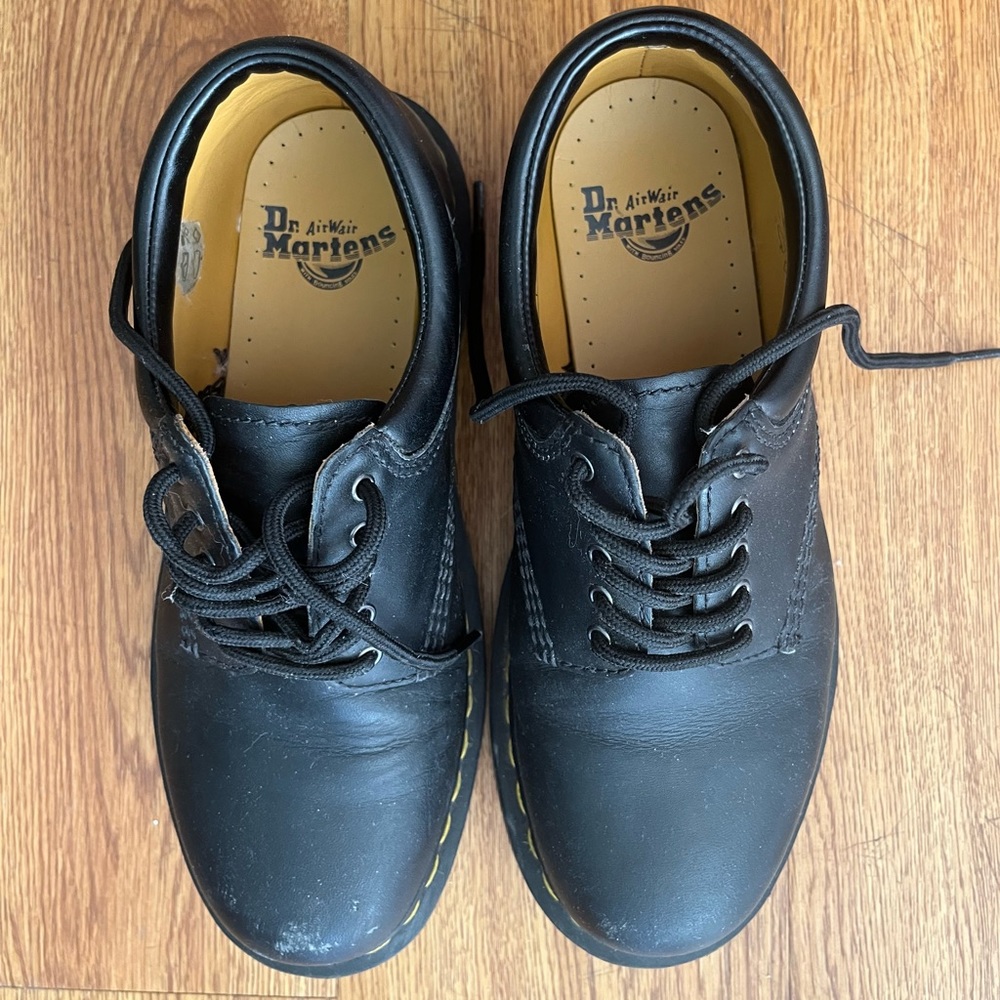 Dr martens unisex us8 leather shoes boots 8053 black nappa